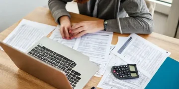 Understanding FAFSA applications and eligibility requirements